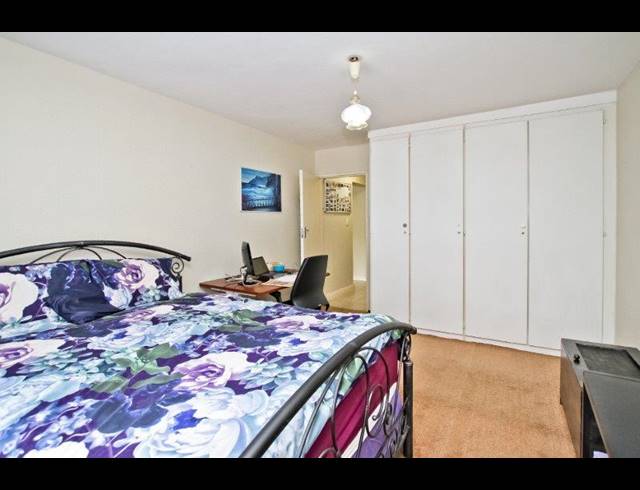 2 BEDROOM APARTMENT FOR SALE IN ROBINDALE